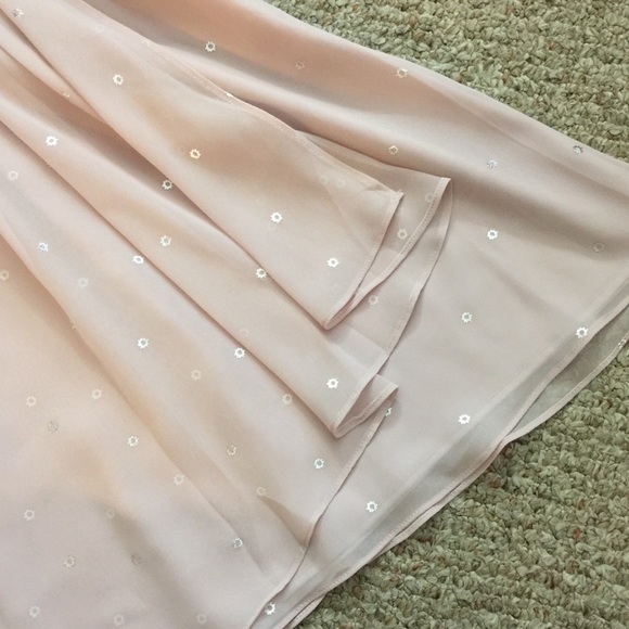 Express Sweetheart Strapless Formal Dress - Picture 4 of 8